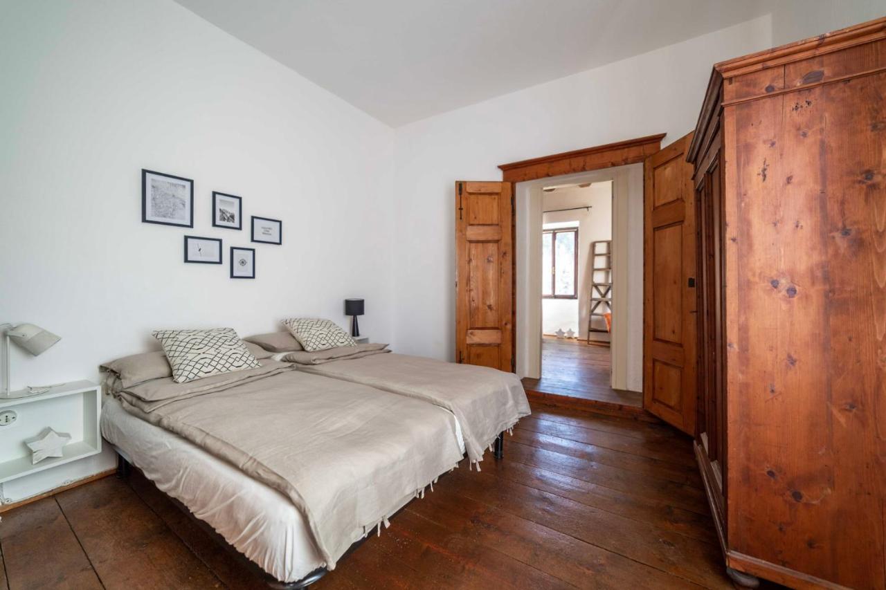 Giulio Mountain B&B Ала Экстерьер фото