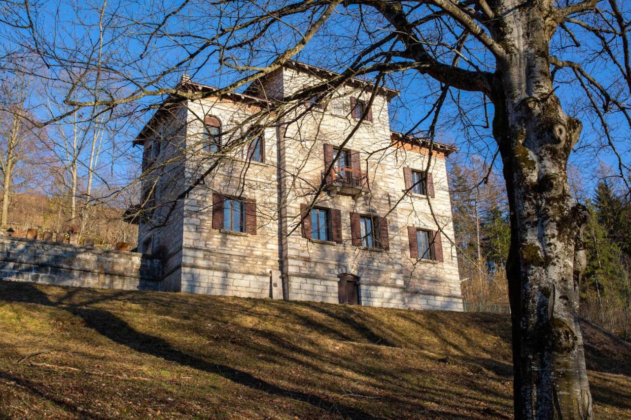 Giulio Mountain B&B Ала Экстерьер фото
