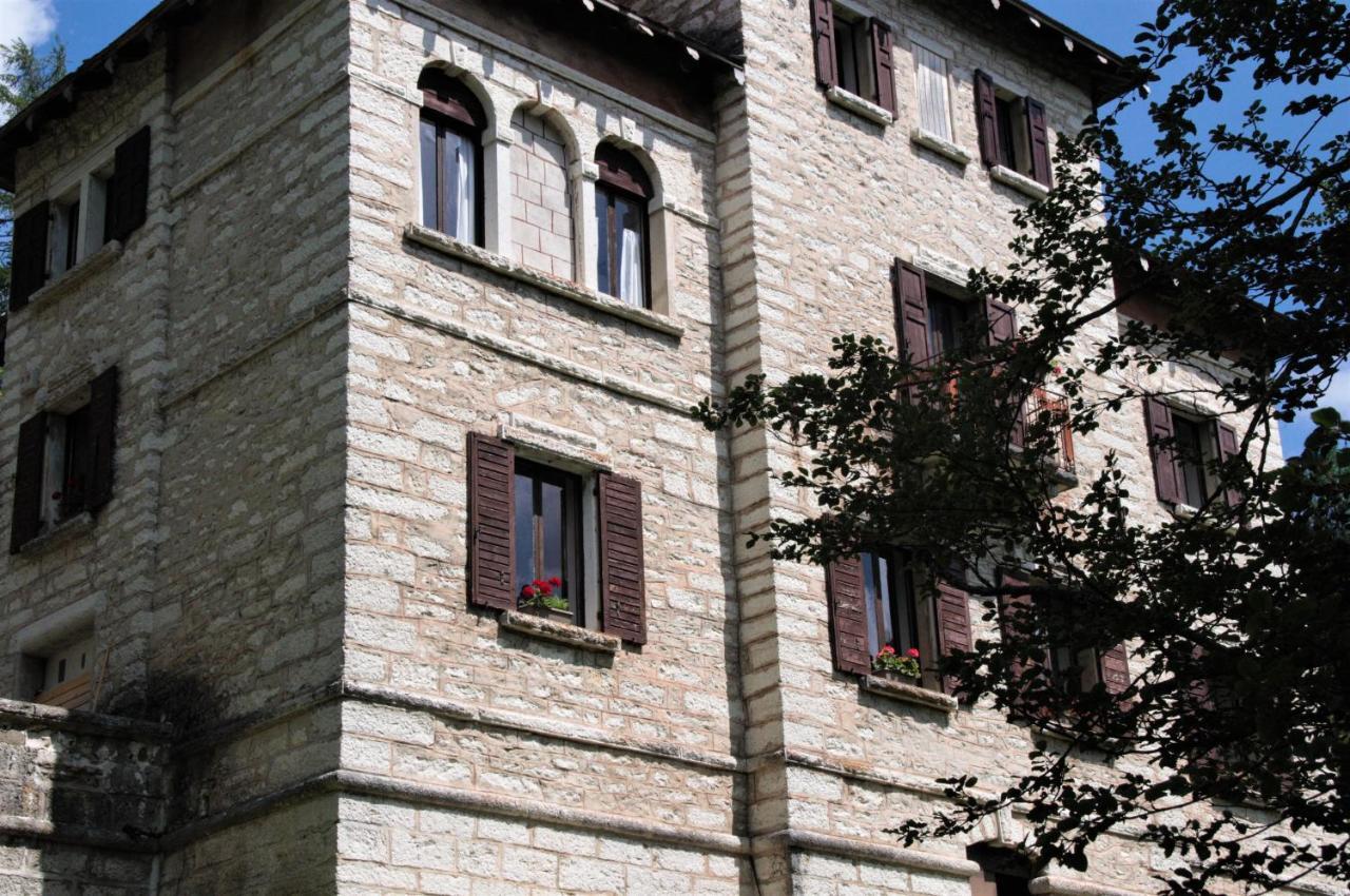 Giulio Mountain B&B Ала Экстерьер фото